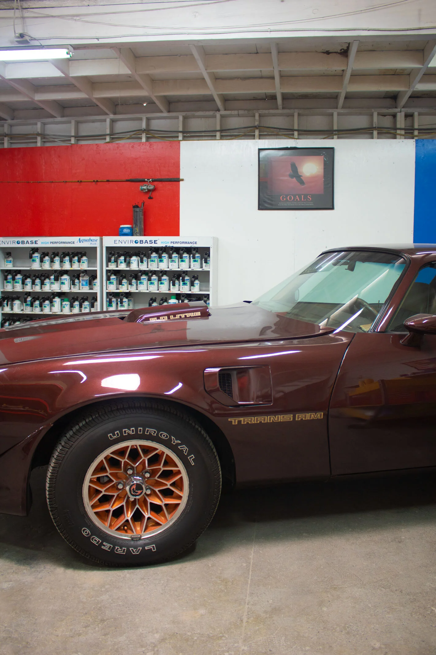 Carro en el taller